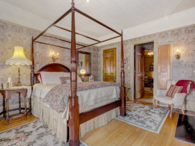 Schuster Mansion