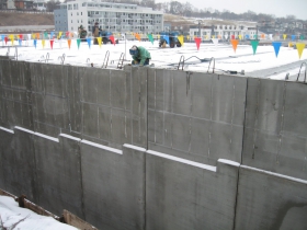 Construction of the River House apartment complex