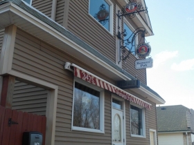 Roman's Pub.