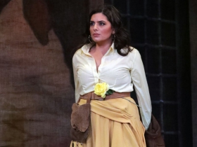 Carmen, Laurel Semerdjian