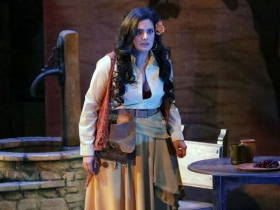Carmen, Laurel Semerdjian