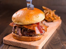 Big Daddy's Brew and Que - The Pitmaster Burger