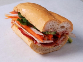 Xankia: Bánh Mì Đặc Biệt (House Special)