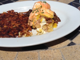 Pulled Pork Benedict