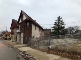 2340 W. Hopkins St.
