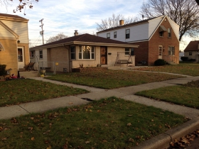 Joe Davis residence in Hampton Heights.