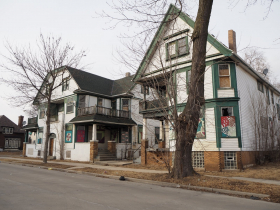 322-340 W. Meinecke Ave.