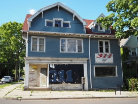 128 E. Burleigh St.