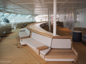 Indoor-Outdoor on Viking Octantis