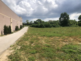 200 E. Greenfield Ave.
