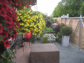 Patio at Kruz