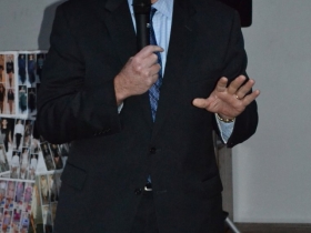 Mayor Tom Barrett at fundraiser for Edward Fallone