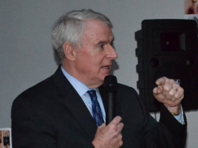 Mayor Tom Barrett at fundraiser for Edward Fallone
