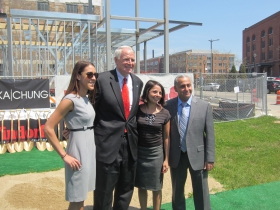 Photos with the mayor.