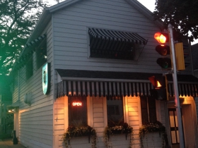 Bryant's Cocktail Lounge