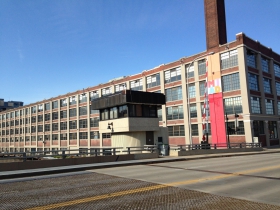 Broadway Bridge House, 101 N. Broadway