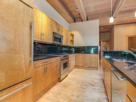 601 E. Erie St., Unit #614