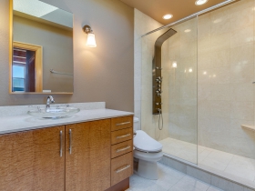 601 E. Erie St., Unit #614