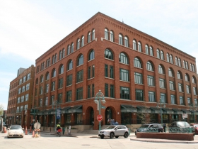 Beck Carton Building