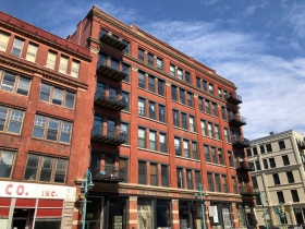 Riverwalk Plaza Condominiums