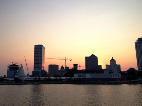Happy Hour Cruise
