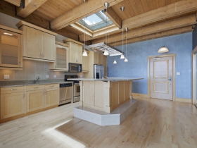 601 E. Erie St., #606