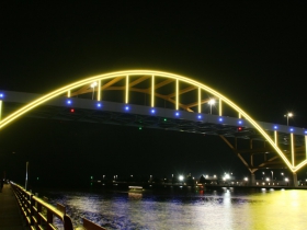 Milwaukee Brewers Light Scheme - Hoan Bridge