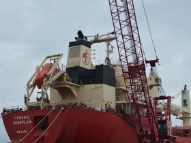 Unloading of the Federal Champlain