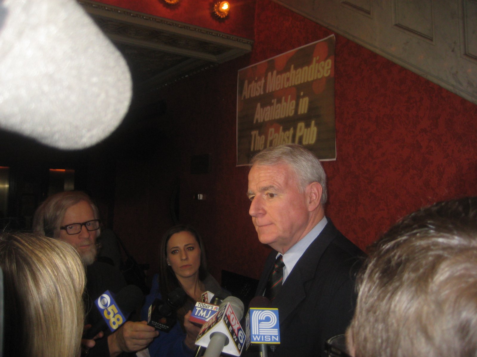 Mayor Tom Barrett at Streetcar signing.