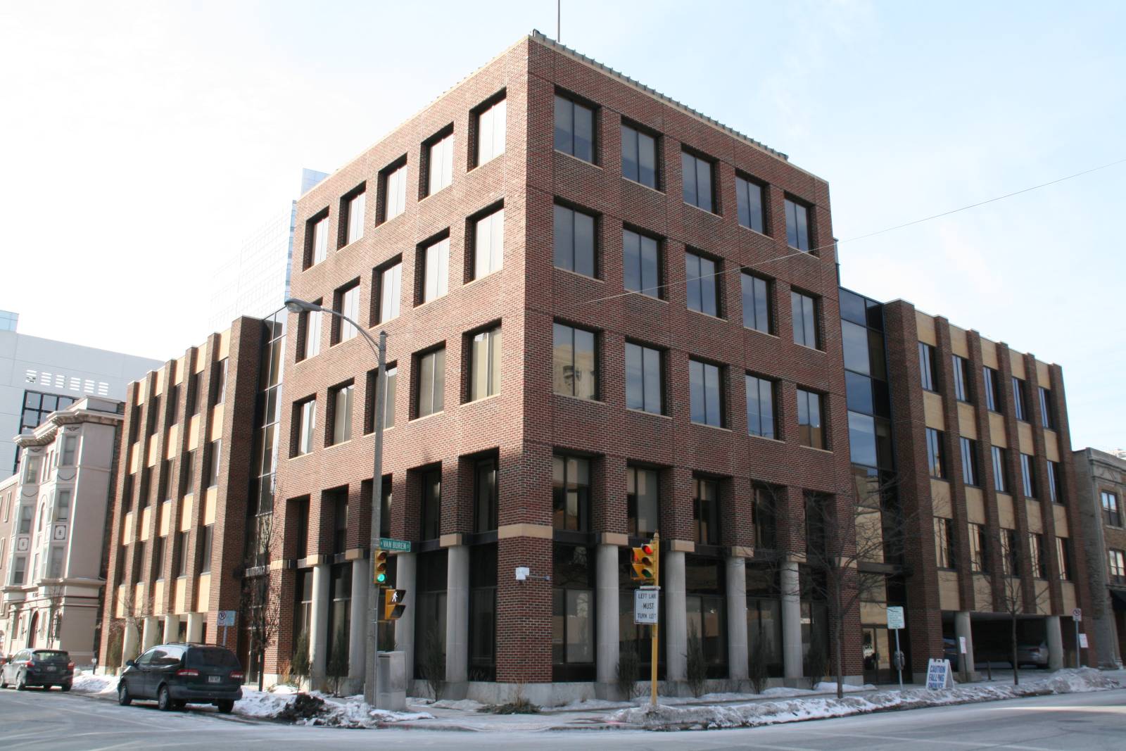624 E. Mason St.