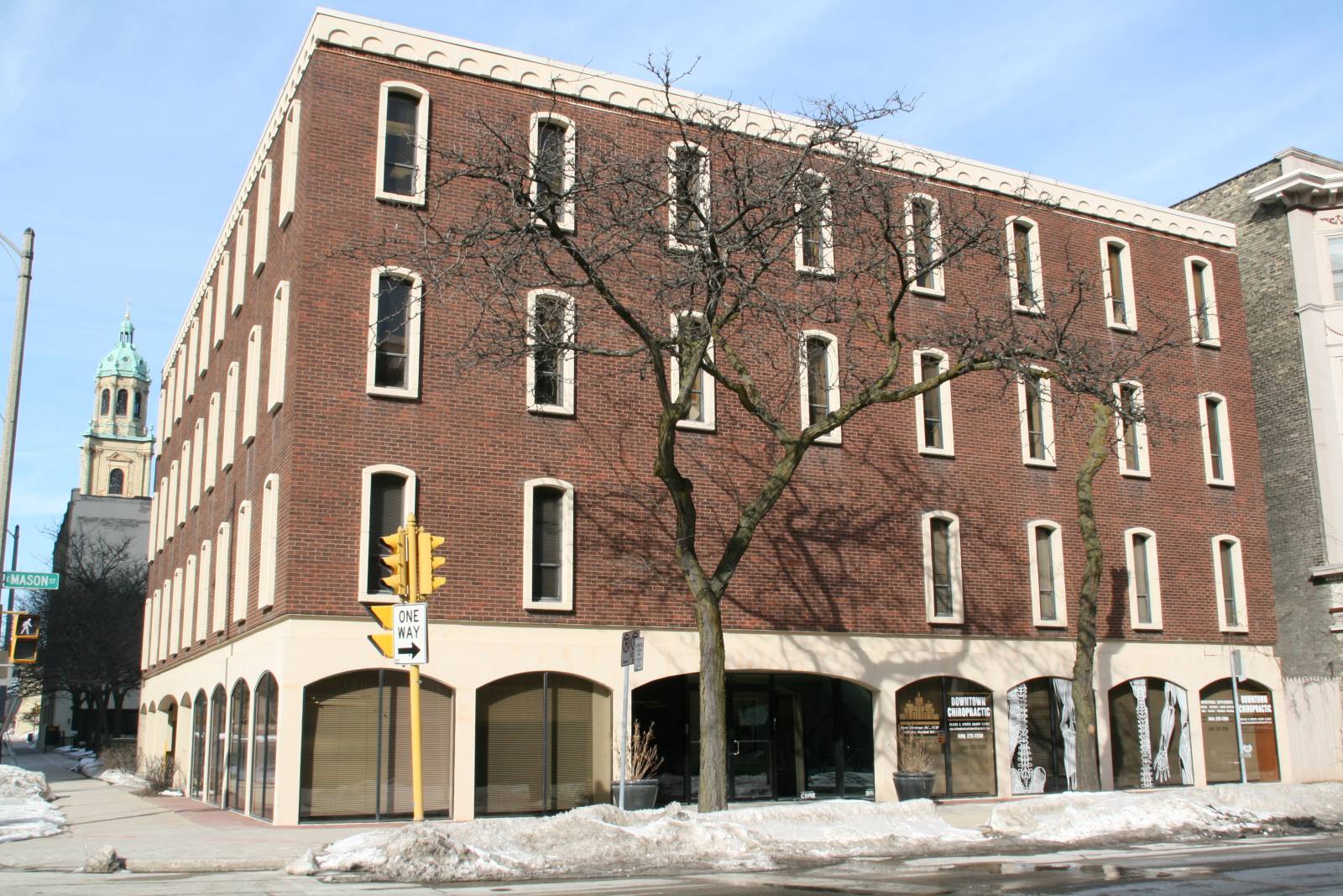 604 E. Mason St.
