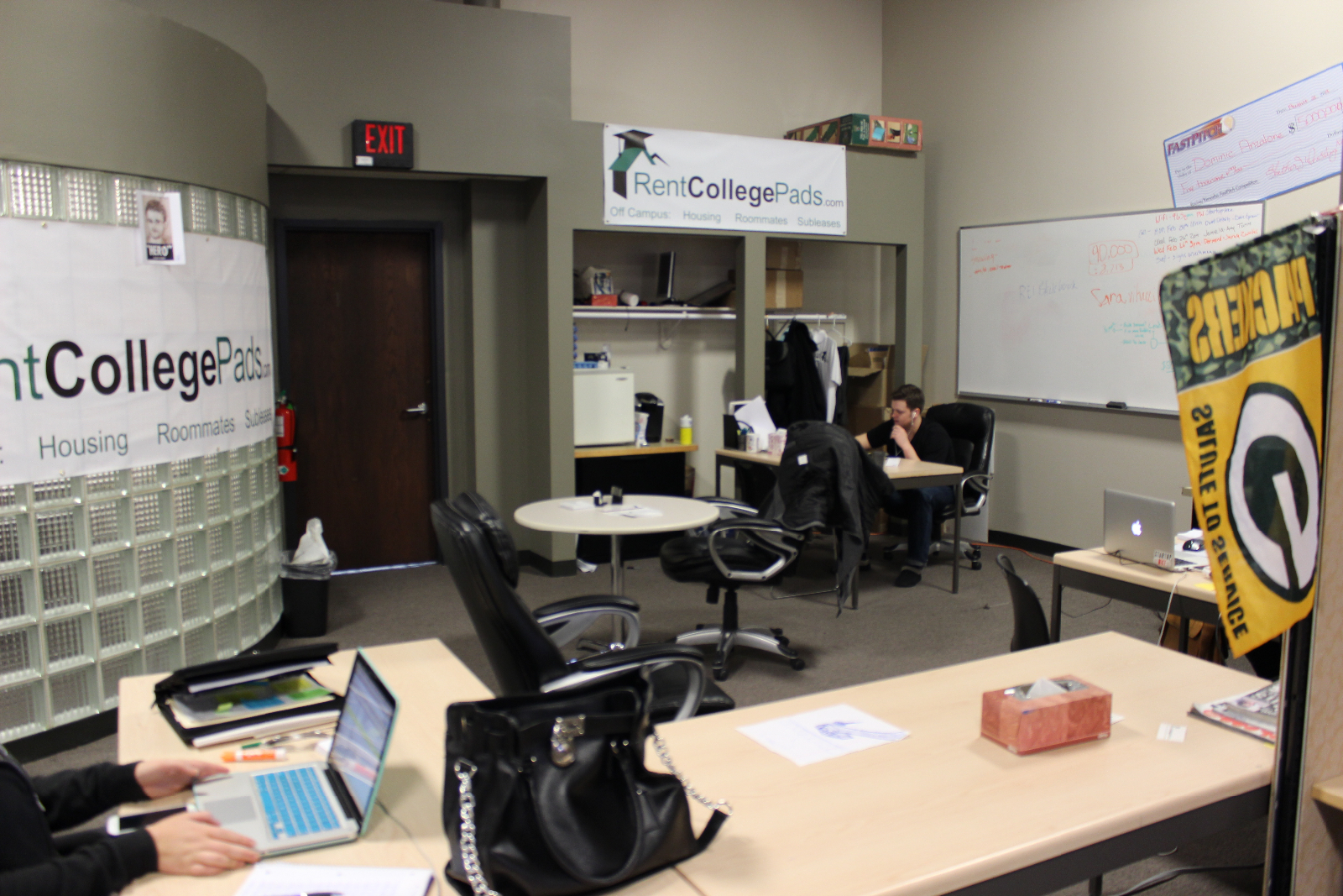 Startup City: Rent College Pads