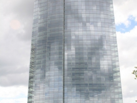 Northwestern Mutual Tower and Commons
