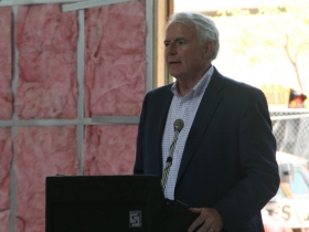 Tom Barrett