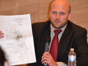 Alderman Kovac shows a map of where the city's foreclosed properties lay.
