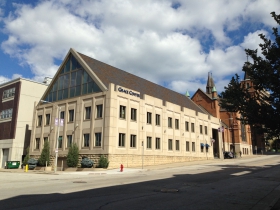 1209 N. Broadway