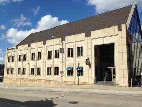 1209 N. Broadway