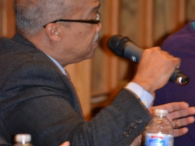William Tisdale explains resources available through the Metropolitan Milwaukee Fair Housing Council.