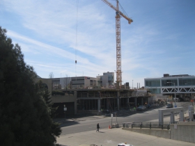 Construction of 833 East.