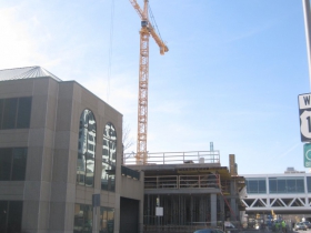 Construction of 833 East.