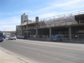 Construction of 833 East.
