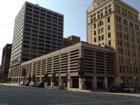 250 E. Wisconsin Ave