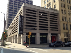 250 E. Wisconsin Ave