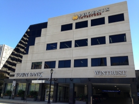 401 E. Kilbourn Ave