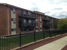 Jefferson Court Apartments, 419 E. Knapp St.