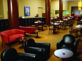Cafe Metro before renovation.