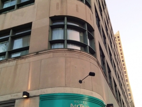 Hotel Metro.