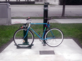 Dero Fixit Public Bike Service Station