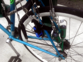 Dero Fixit Public Bike Service Station