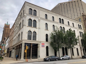 602-606 N. Broadway